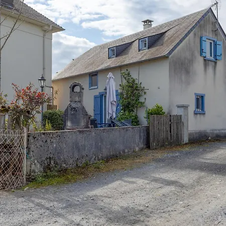 La Bergerie Pres De Lourdes בית נופש *